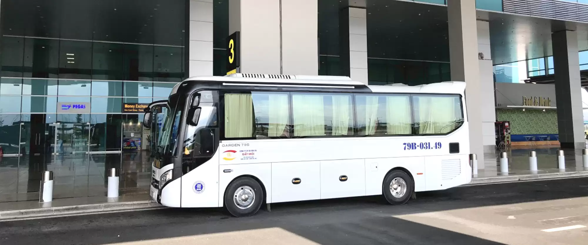 Bus Đất Mới - Xe buýt đưa đón sân bay Nha Trang - Cam Ranh